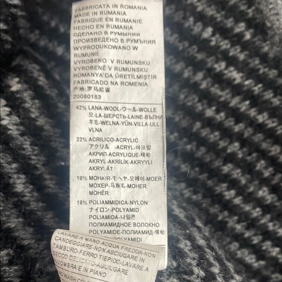 Bennetton Black and Gray Wool/Mohair Blend Coat - Picture 8 of 9